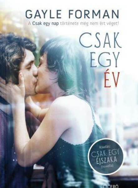 CSAK EGY ÉV