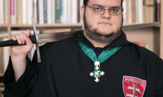 Jó író csak jó olvasóból válhat